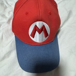 Universal Red and Black Baseball Cap Interior Detail